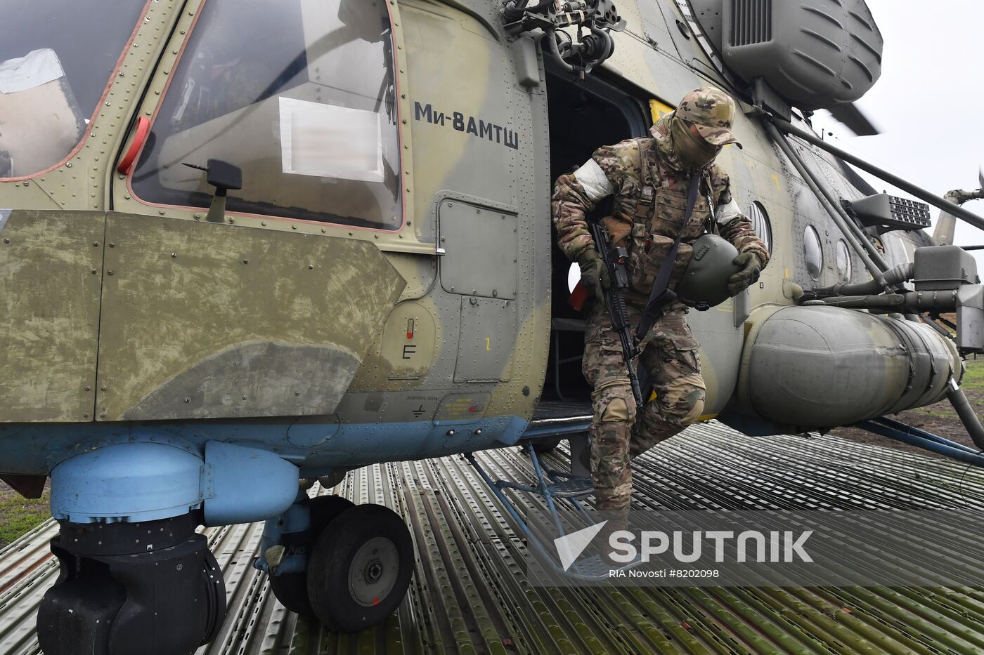 Ukraine Russia Military Operation Helicopter Airfield