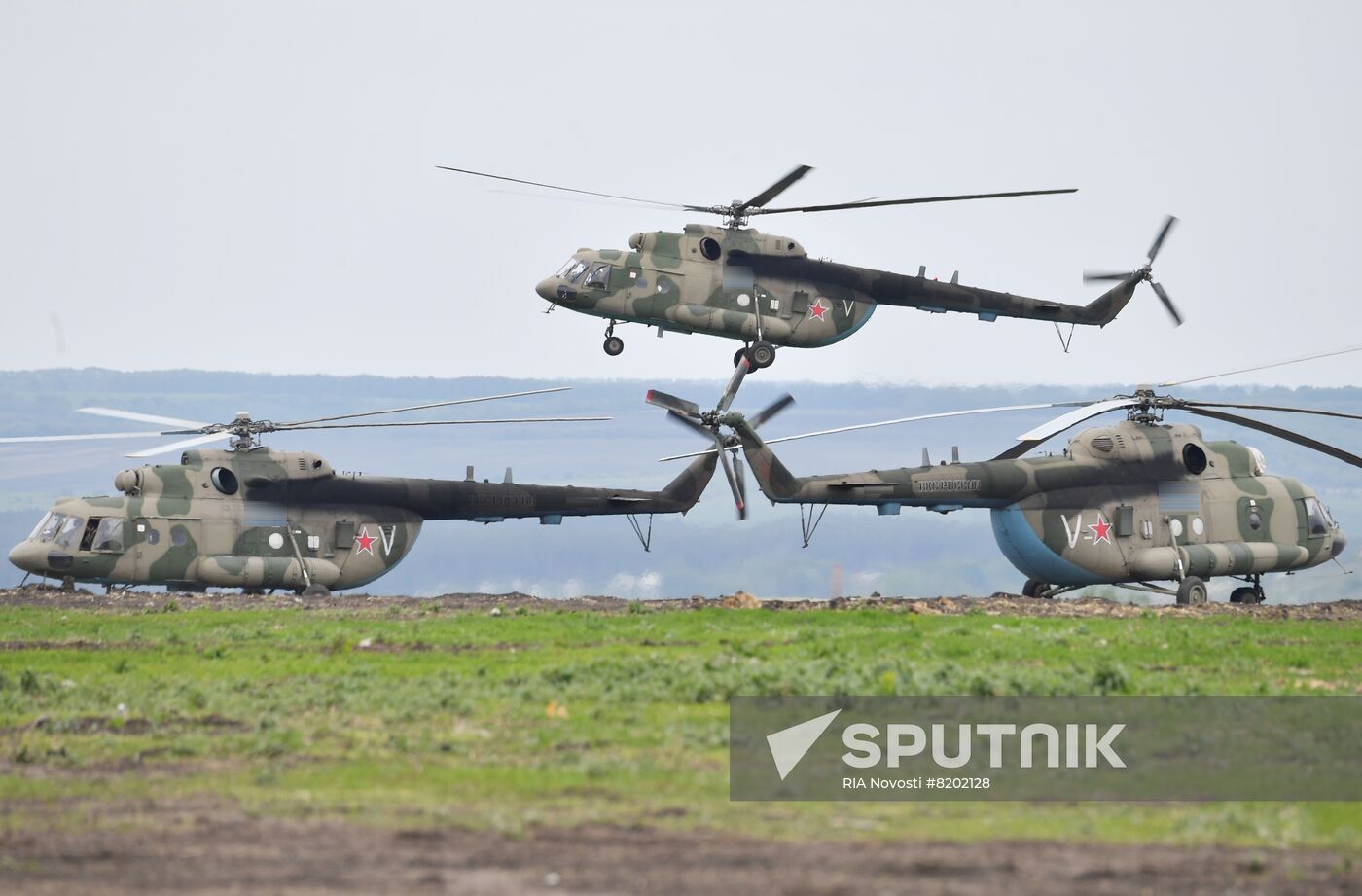 Ukraine Russia Military Operation Helicopter Airfield