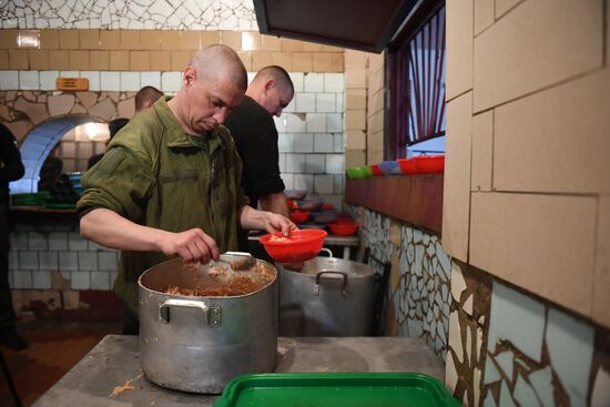 DPR Russia Ukraine Military Operation Captured Soldiers