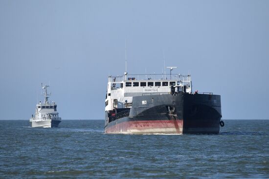 DPR Russia Ukraine Military Operation Sea Port