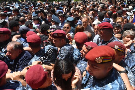 Armenia Opposition Protests