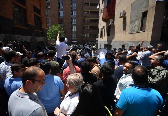 Armenia Opposition Protests