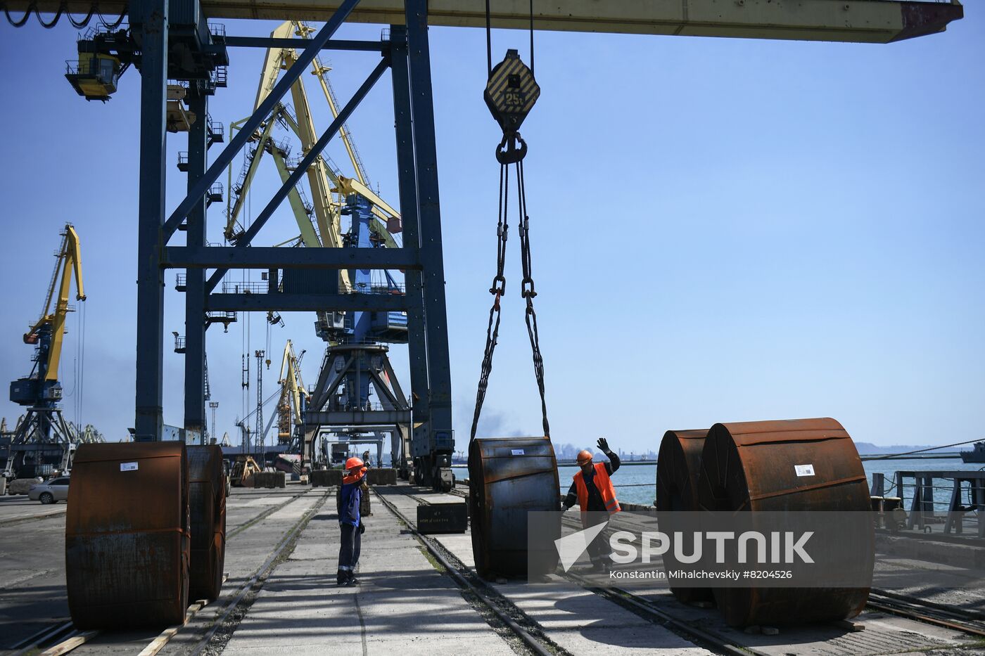DPR Russia Ukraine Military Operation Sea Port