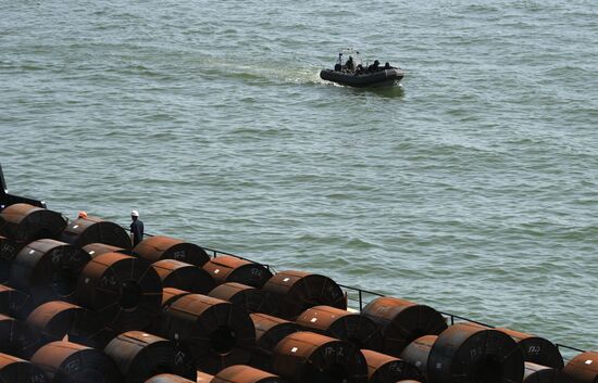 DPR Russia Ukraine Military Operation Sea Port