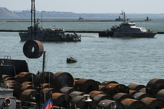 DPR Russia Ukraine Military Operation Sea Port