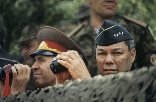 American delegation visits USSR