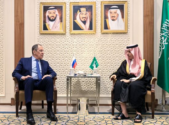 Saudi Arabia Russia