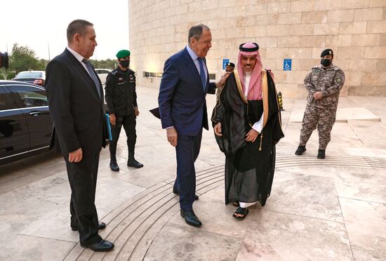 Saudi Arabia Russia