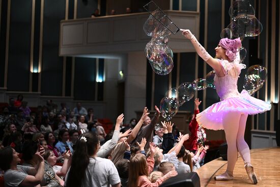 Russia Children's Day Circus