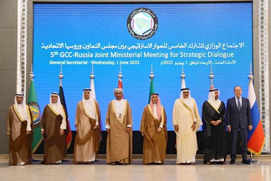 Saudi Arabia Russia