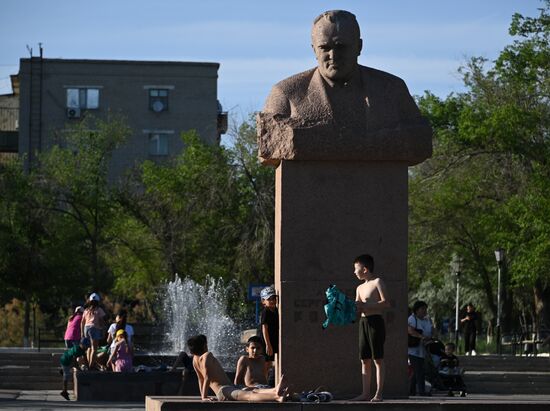 Kazakhstan Daily Life