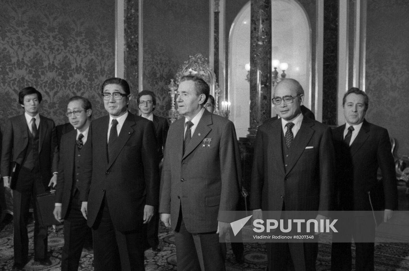 Japanese delegation visits Moscow