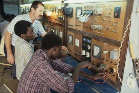 Soviet-Mali cooperation