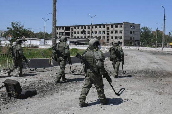 DPR Russia Ukraine Military Operation Demining