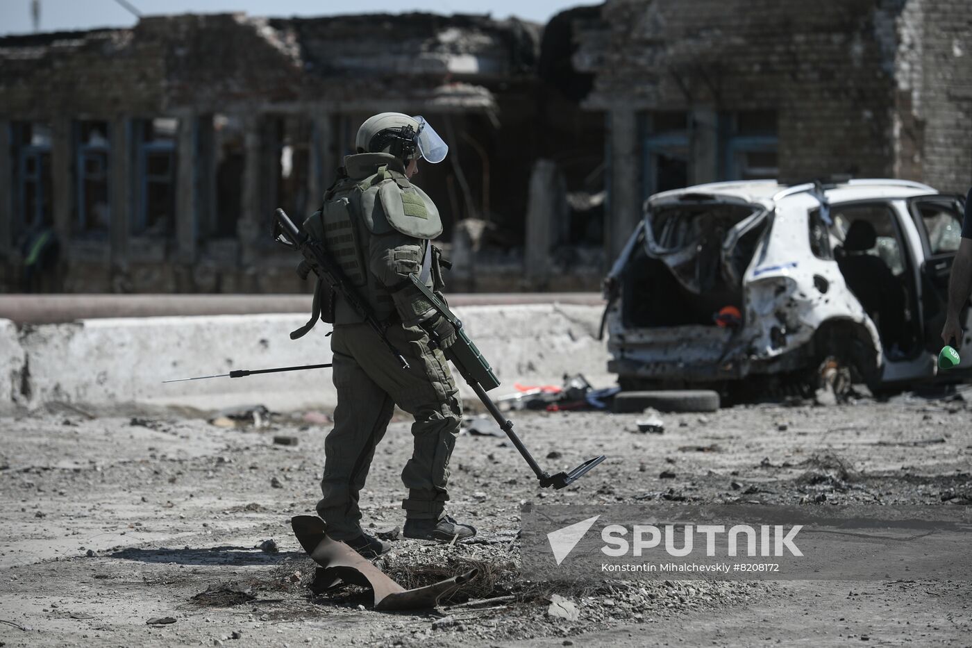 DPR Russia Ukraine Military Operation Demining