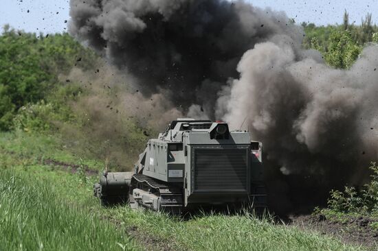 DPR Russia Ukraine Military Operation Demining