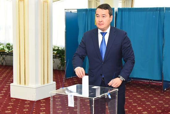 Worldwide Kazakhstan Constitutional Amendments Referendum