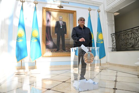 Worldwide Kazakhstan Constitutional Amendments Referendum