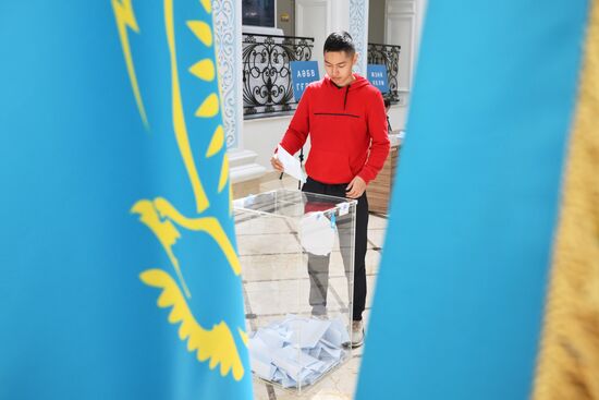Worldwide Kazakhstan Constitutional Amendments Referendum