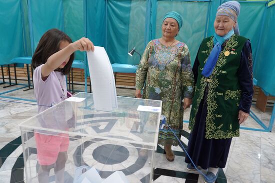 Worldwide Kazakhstan Constitutional Amendments Referendum