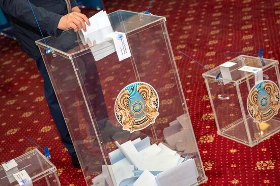 Worldwide Kazakhstan Constitutional Amendments Referendum