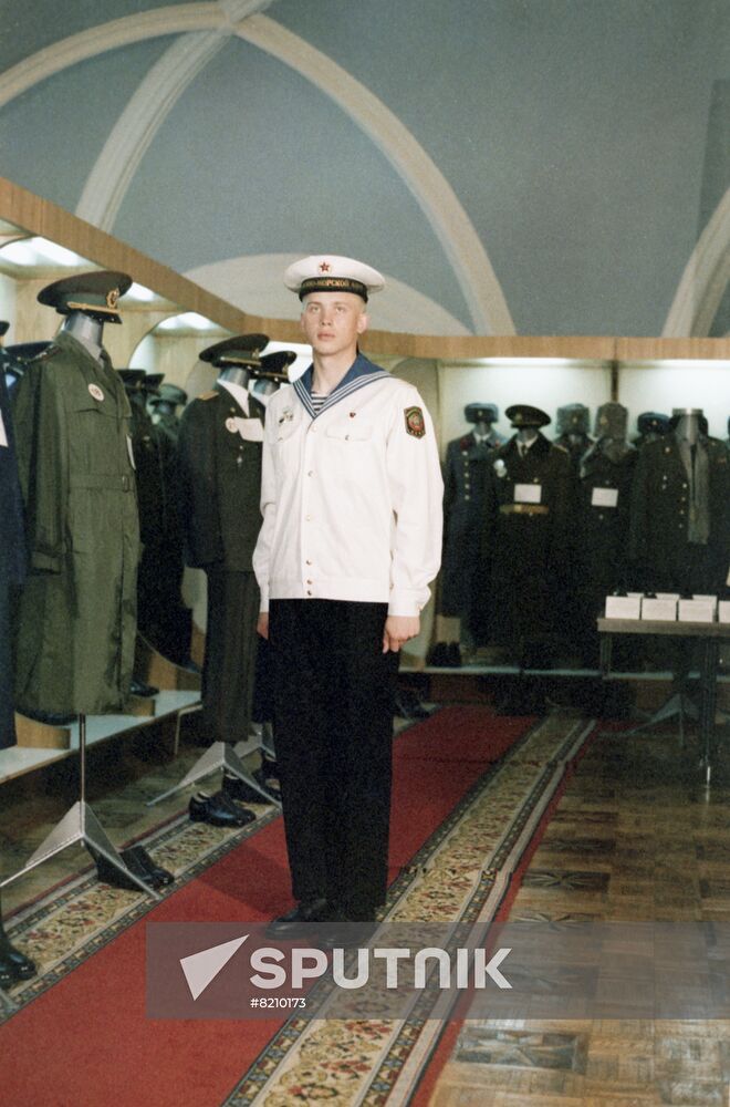 Soviet soldiers' new uniform
