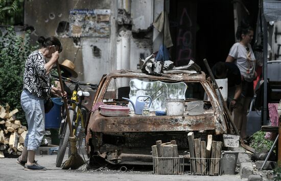 DPR Russia Ukraine Military Operation Daily Life