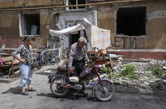 DPR Russia Ukraine Military Operation Daily Life