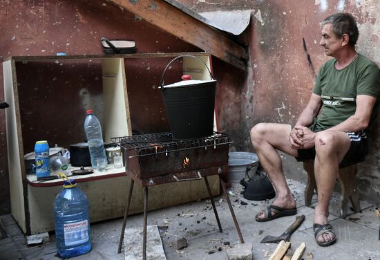 DPR Russia Ukraine Military Operation Daily Life