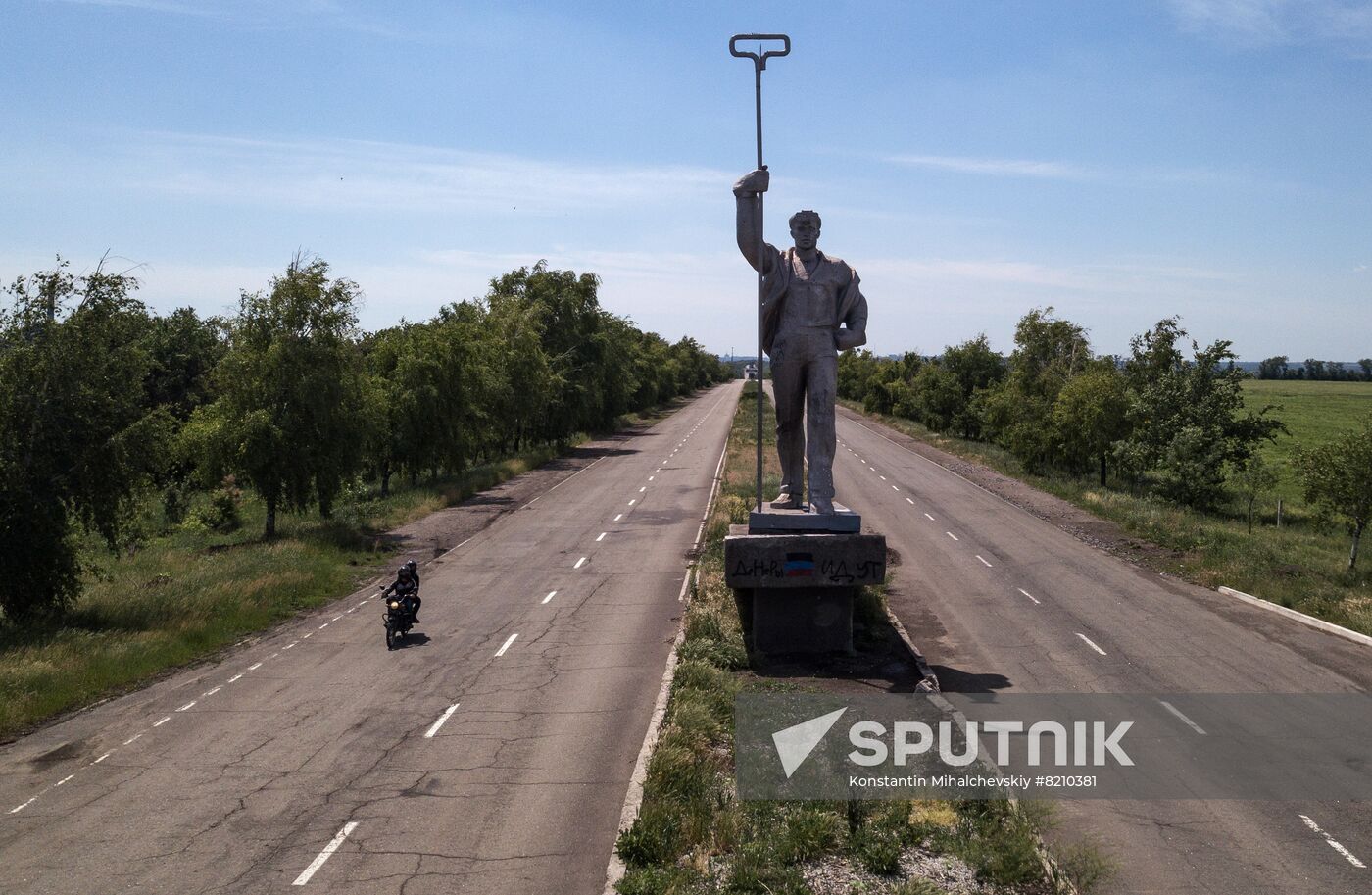 DPR Russia Ukraine Military Operation Daily Life