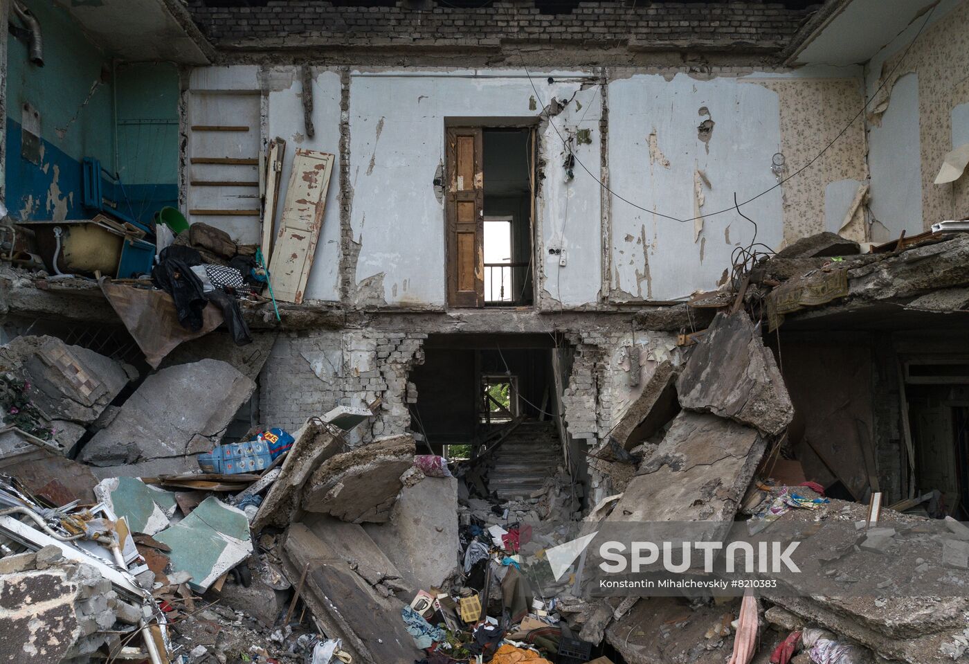 DPR Russia Ukraine Military Operation Daily Life