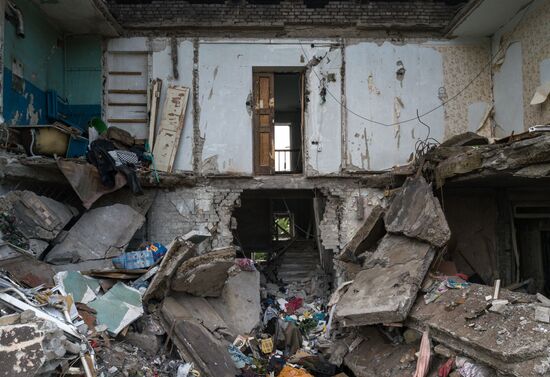 DPR Russia Ukraine Military Operation Daily Life