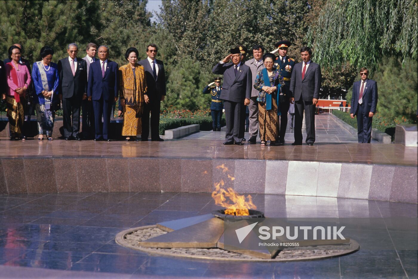 Indonesian delegation visits Soviet Union