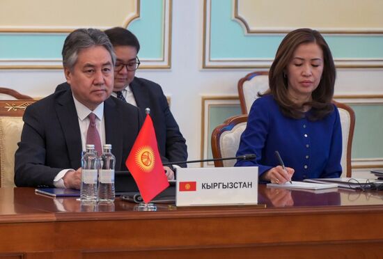 Kazahstan Central Asia China Meeting