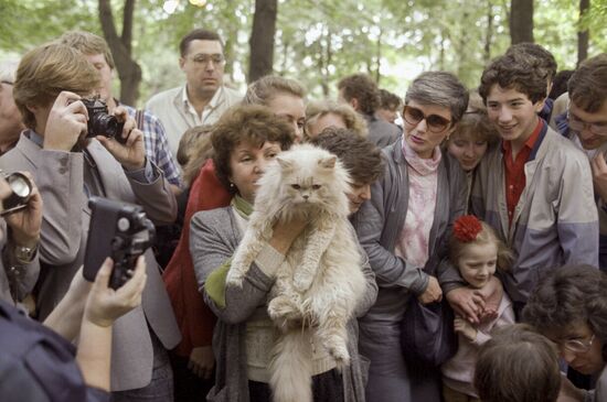 Bulgakov Festival on Patriarch Ponds in Moscow