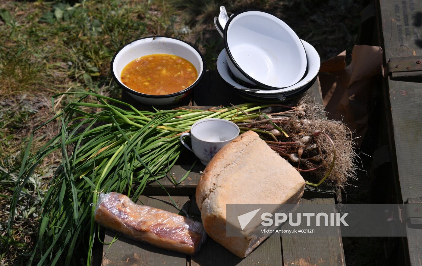 LPR Russia Ukraine Military Operation Propaganda Shells