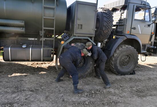 Ukraine Russia Military Operation Equipment Maintenance