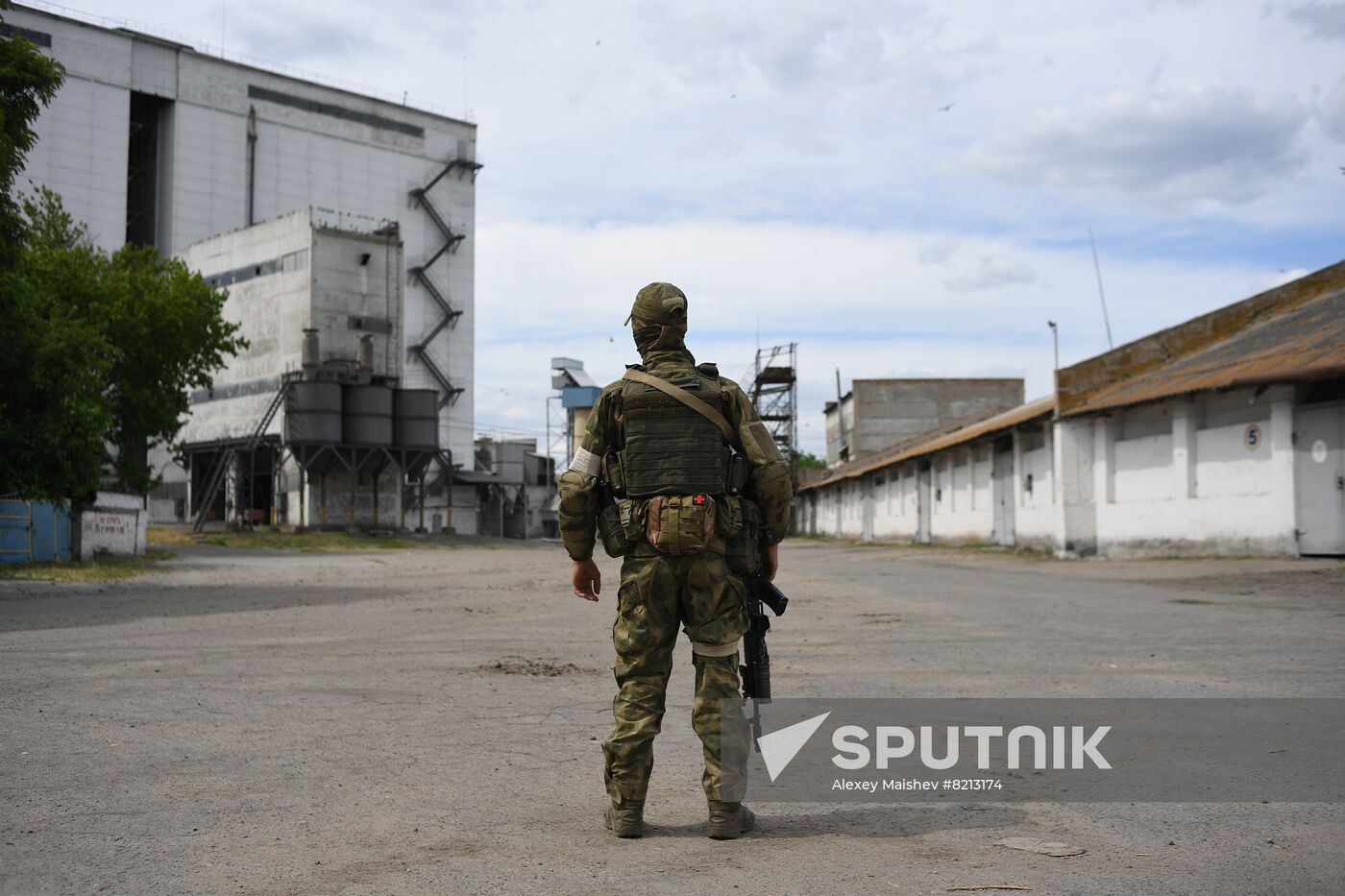 Ukraine Russia Military Operation Plant