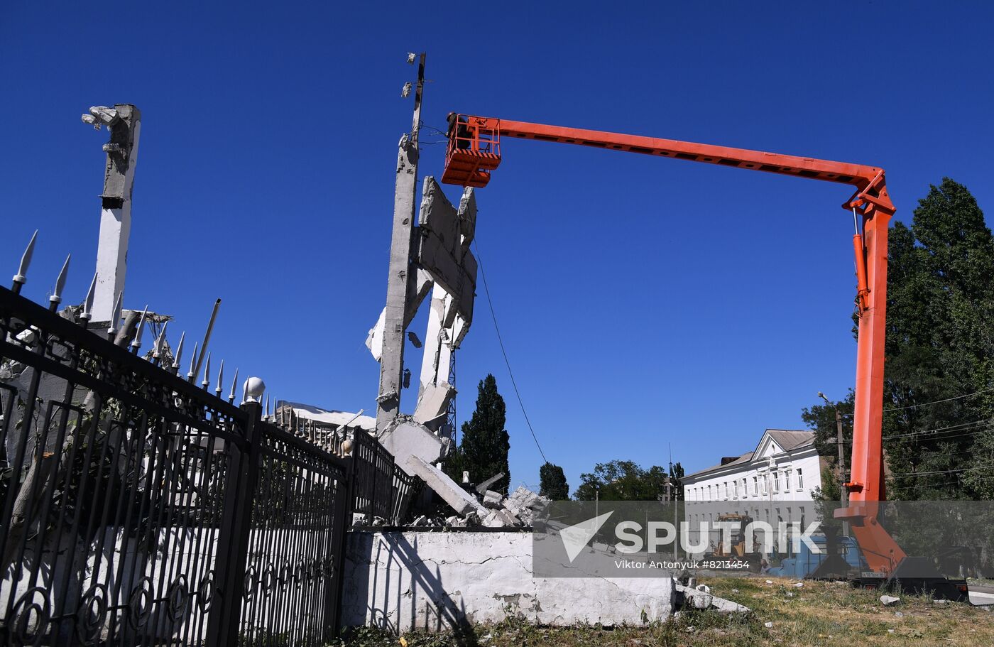 LPR Shelling Aftermath