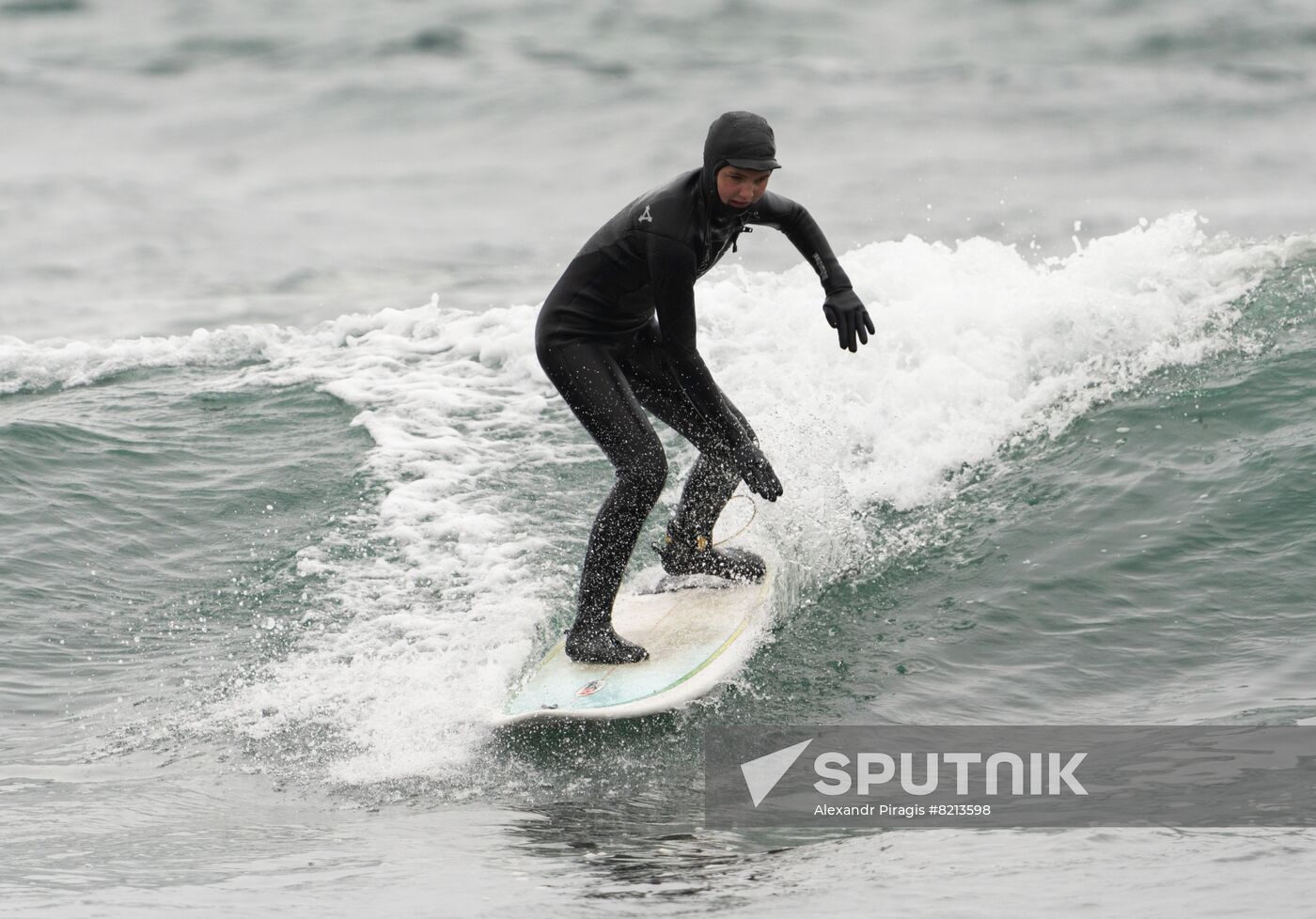 Russia Surfing