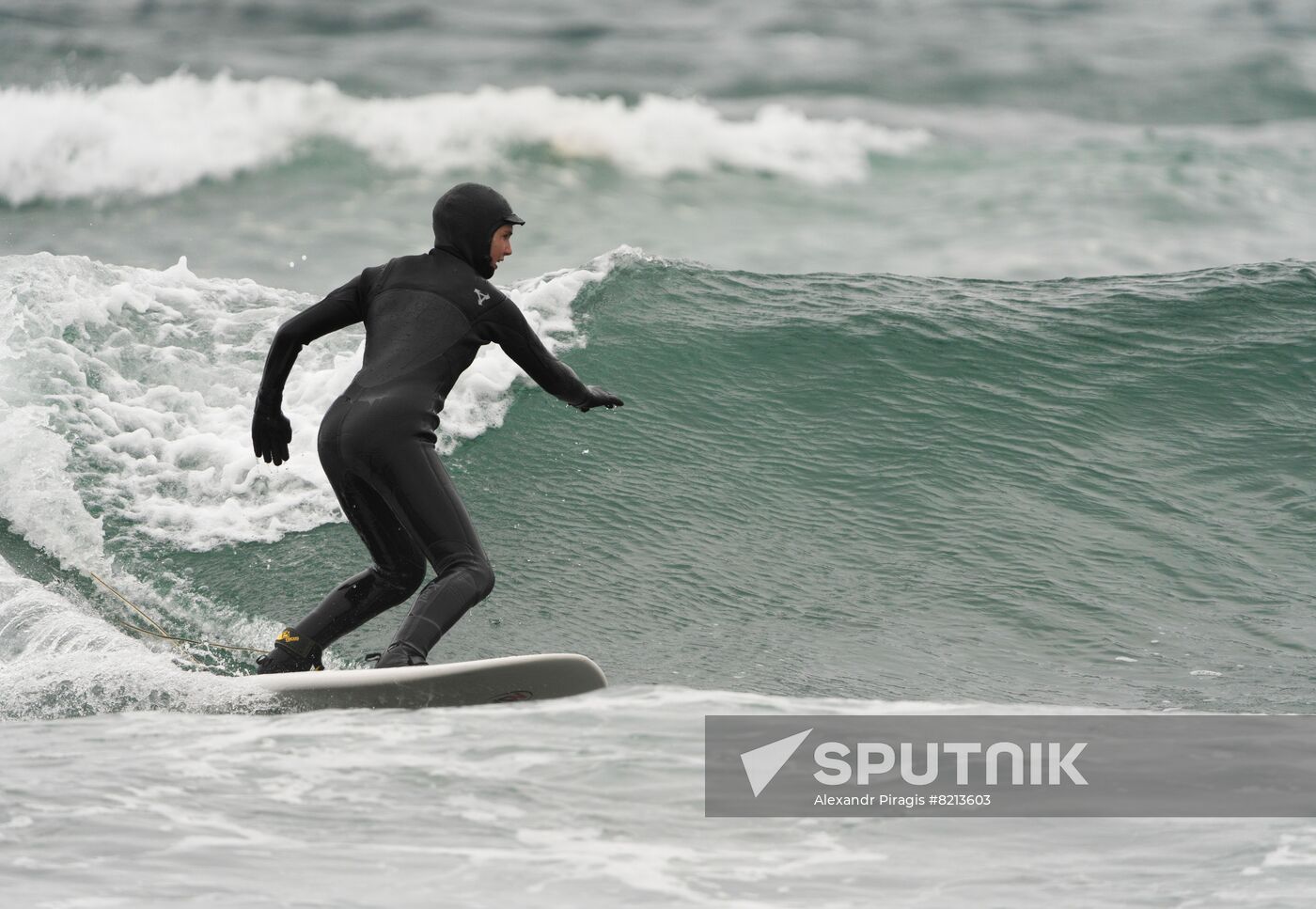 Russia Surfing