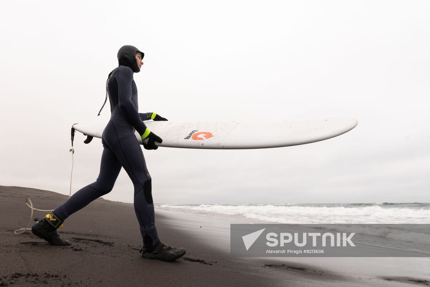 Russia Surfing