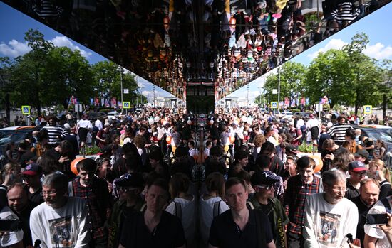 New Vkusno I Tocka (Tasty and That's It) fast-food chain opens in Moscow