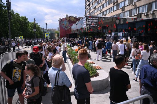 New Vkusno I Tocka (Tasty and That's It) fast-food chain opens in Moscow