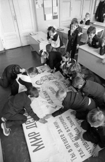 School students prepare for Peace Lesson