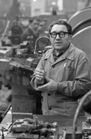 Mikhail Krinochkin, adjuster of Krasnaya (Red) Etna Plant in Gorky