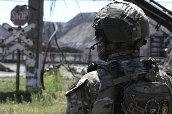 DPR Russia Ukraine Military Operation Azovstal