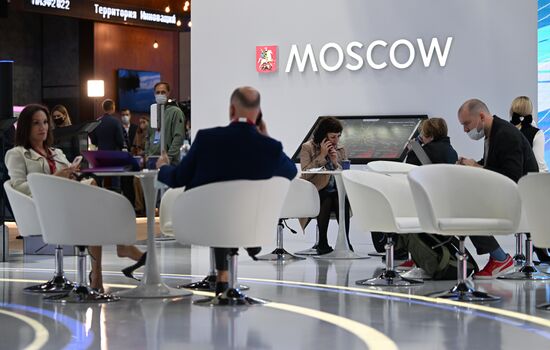 Russia SPIEF Sidelines