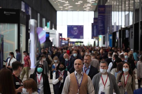 Russia SPIEF Sidelines