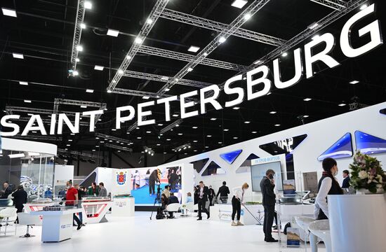 Russia SPIEF Sidelines